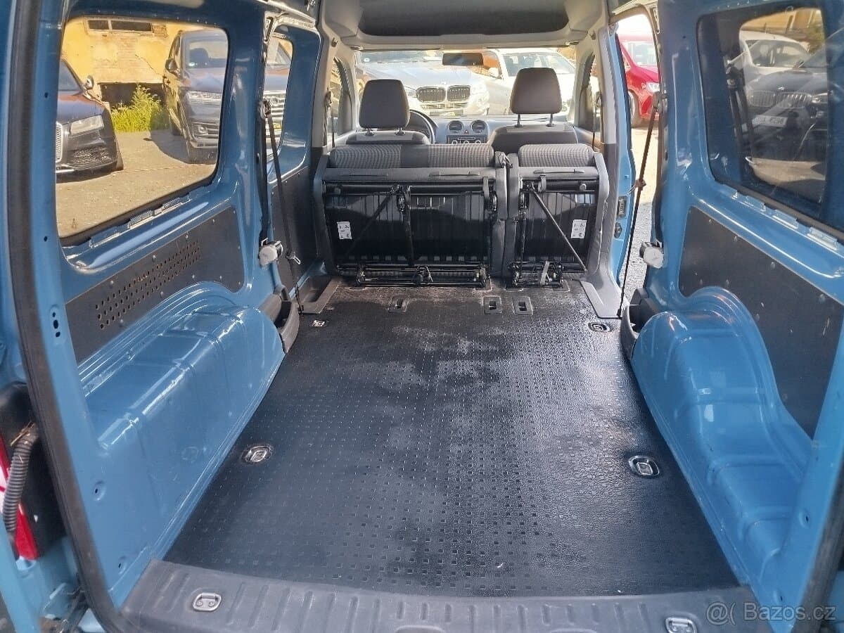 2011 Volkswagen CADDY - 19