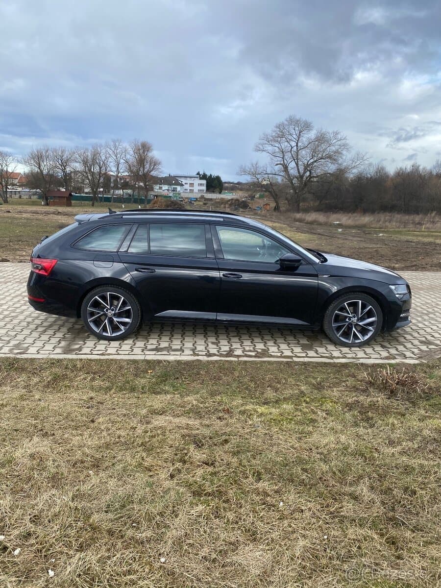 2021 Škoda SUPERB - 19