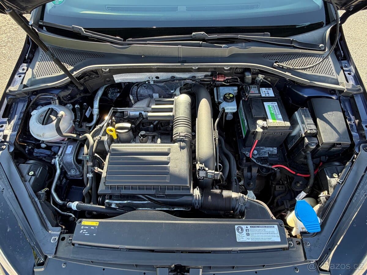 2013 Volkswagen GOLF - 19
