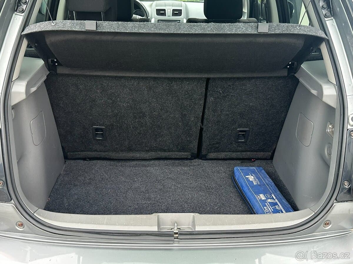 2012 Suzuki SX4 - 19