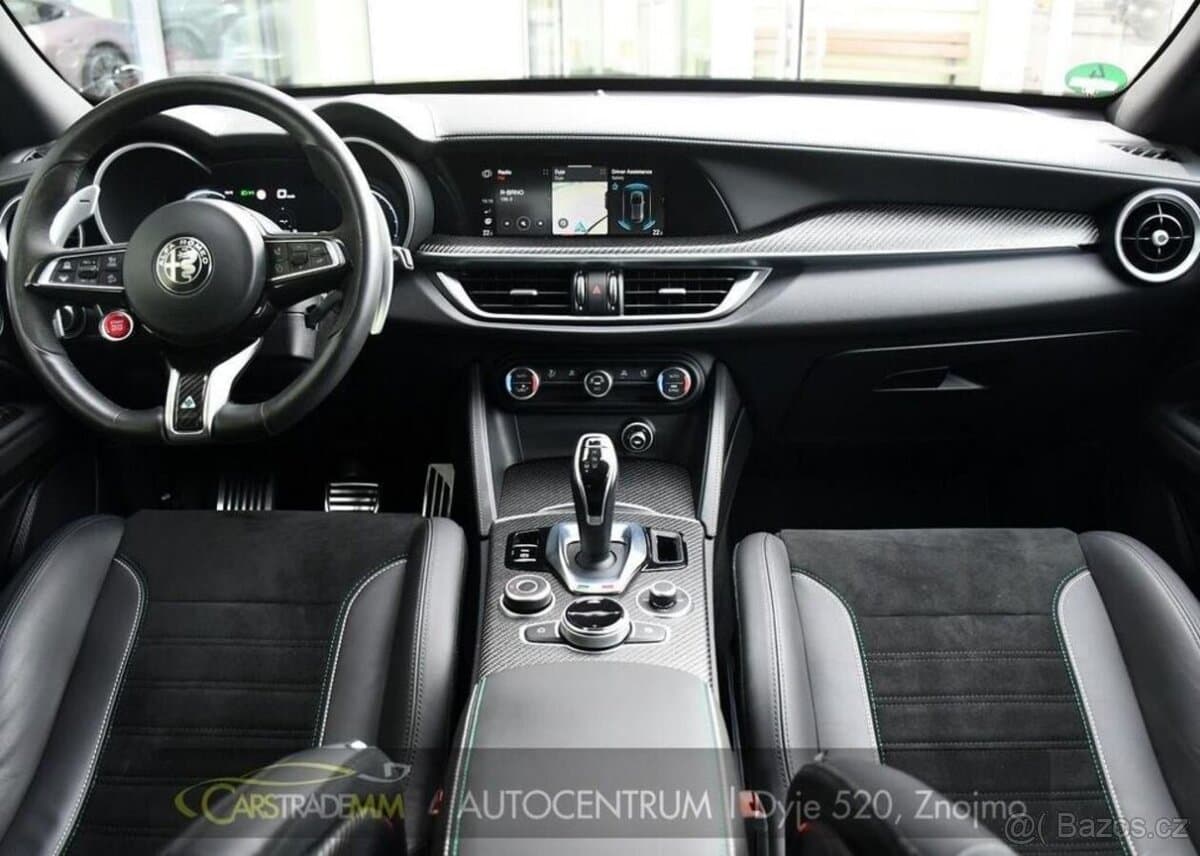 2024 Alfa Romeo STELVIO - 19