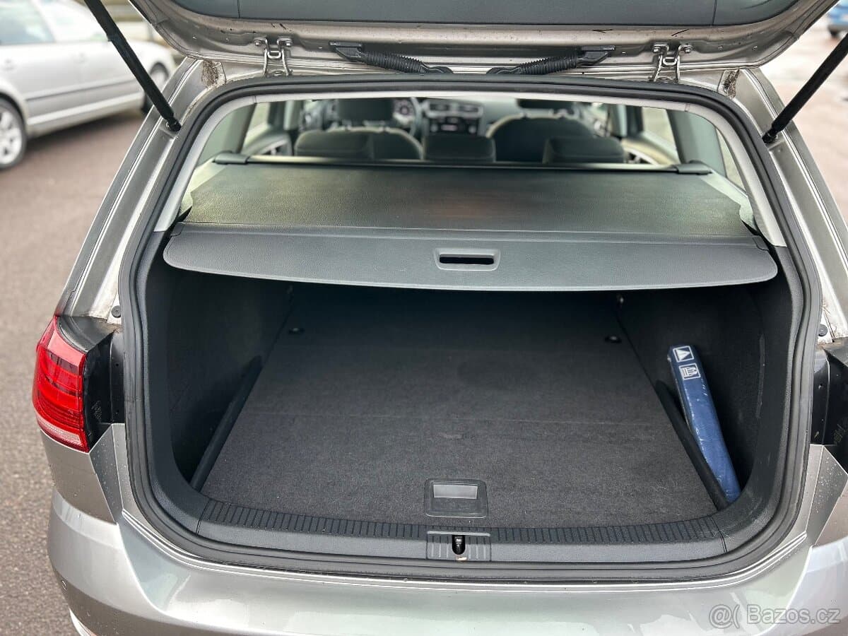 2019 Volkswagen GOLF - 19
