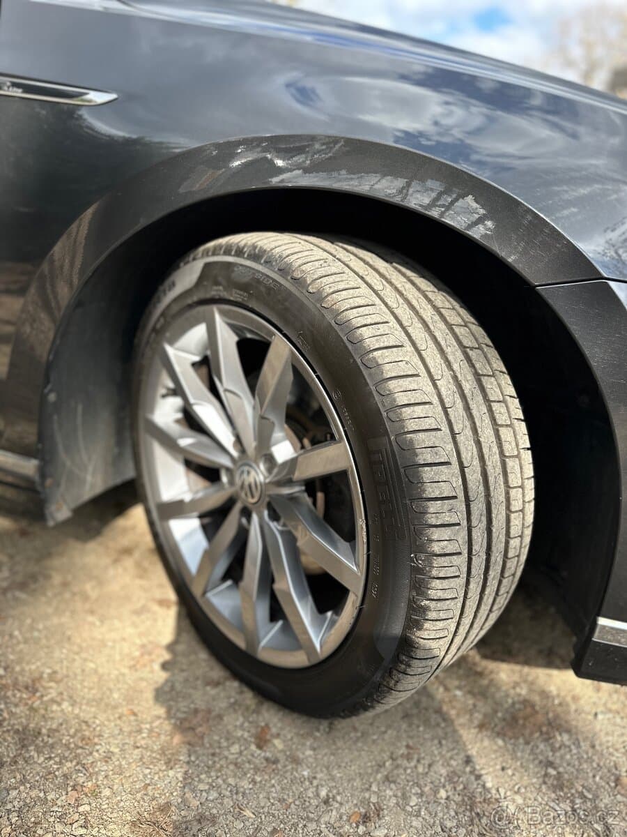 2020 Volkswagen PASSAT - 19