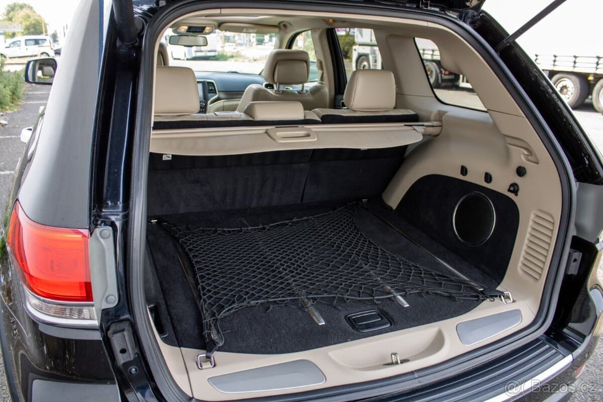 2015 Jeep CHEROKEE - 19