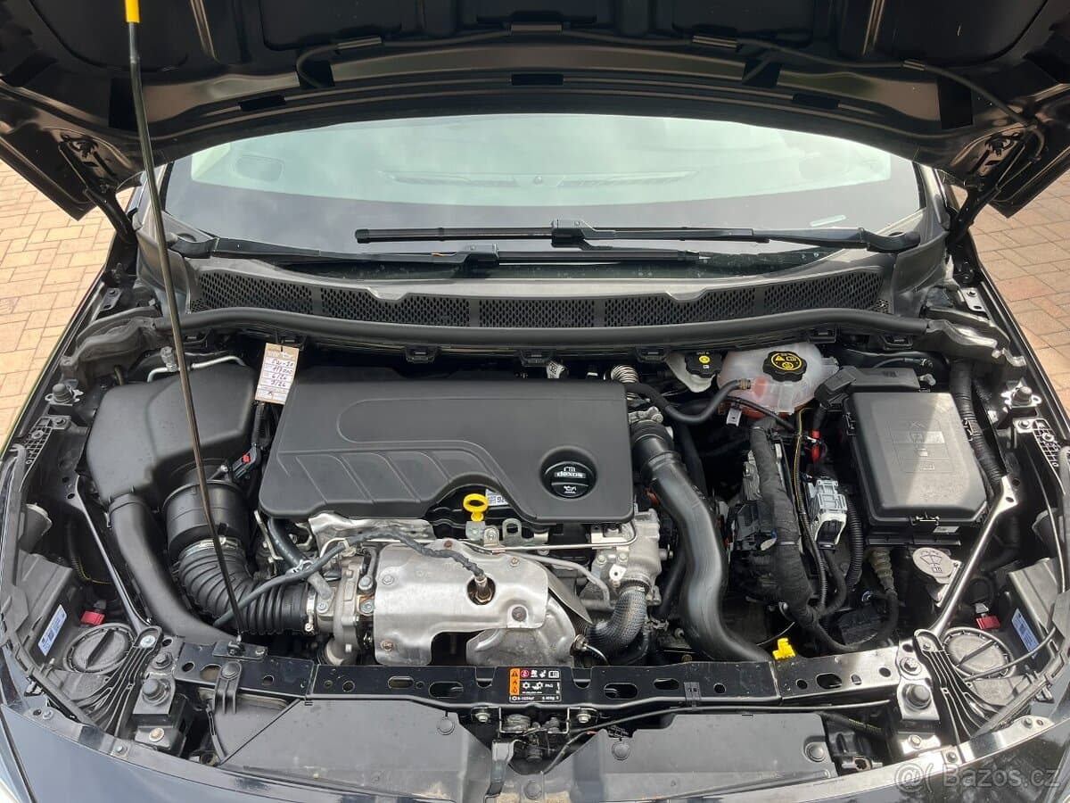 2019 Opel ASTRA - 19