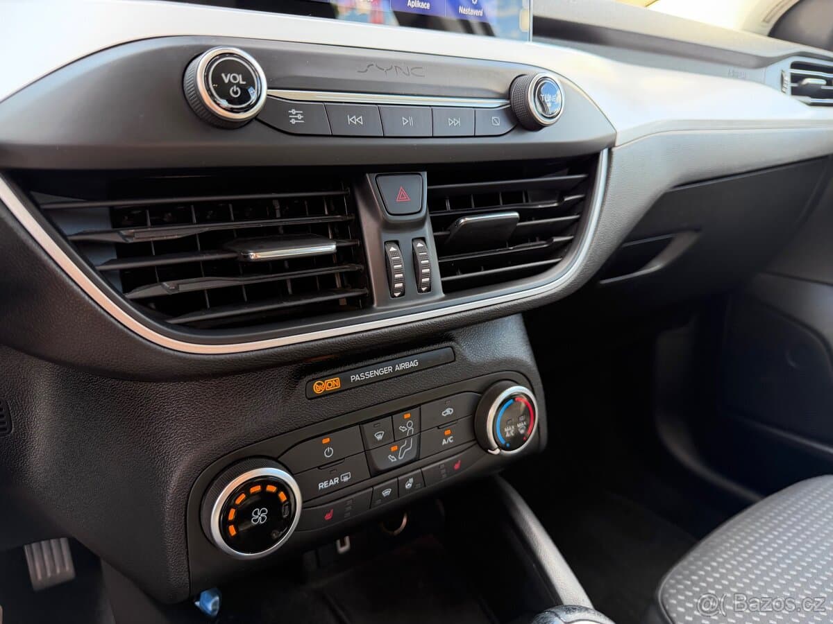 2019 Ford FOCUS - 19