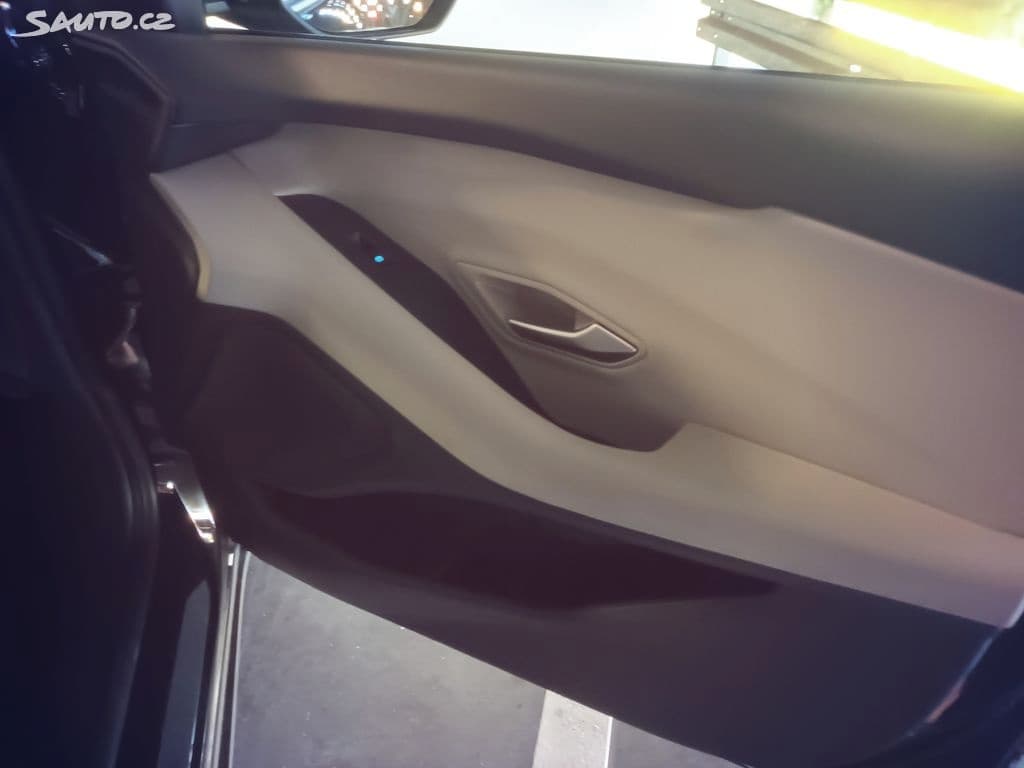 2025 Ford EXPLORER - 19