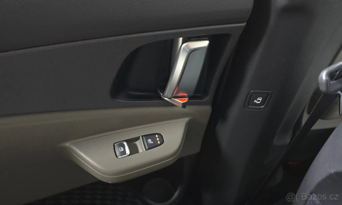 2024 Kia CARNIVAL - 19