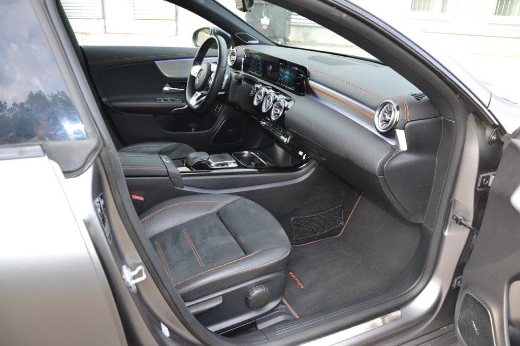 2019 Mercedes-Benz CLA - 19