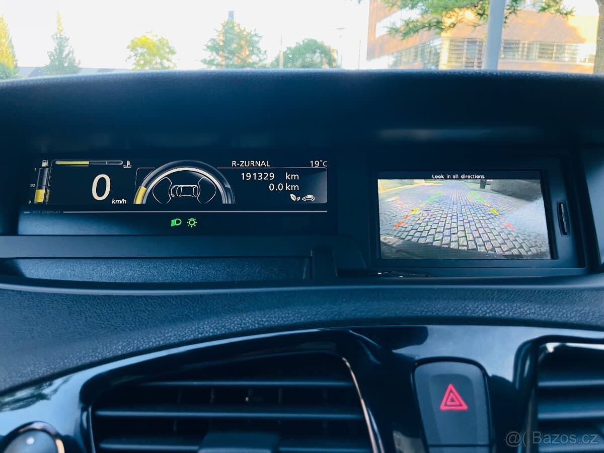 2013 Renault SCENIC - 19