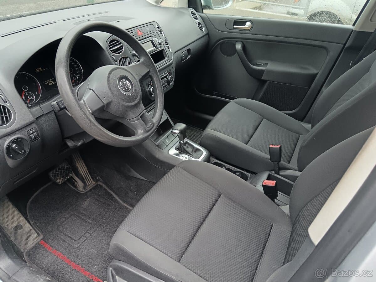 2009 Volkswagen GOLF - 19