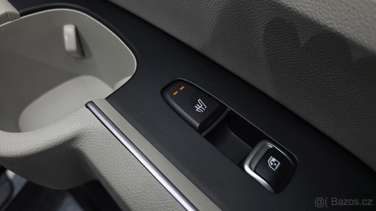 2022 Kia SORENTO - 19