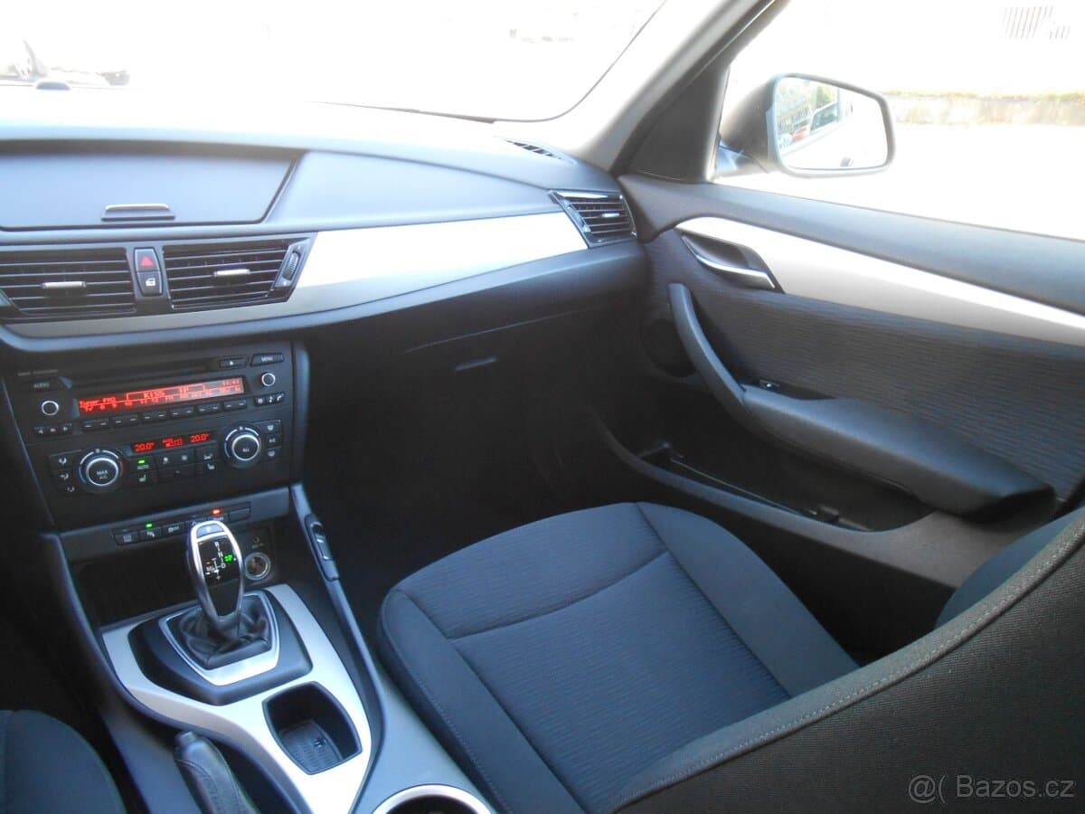 2015 BMW X1 - 19
