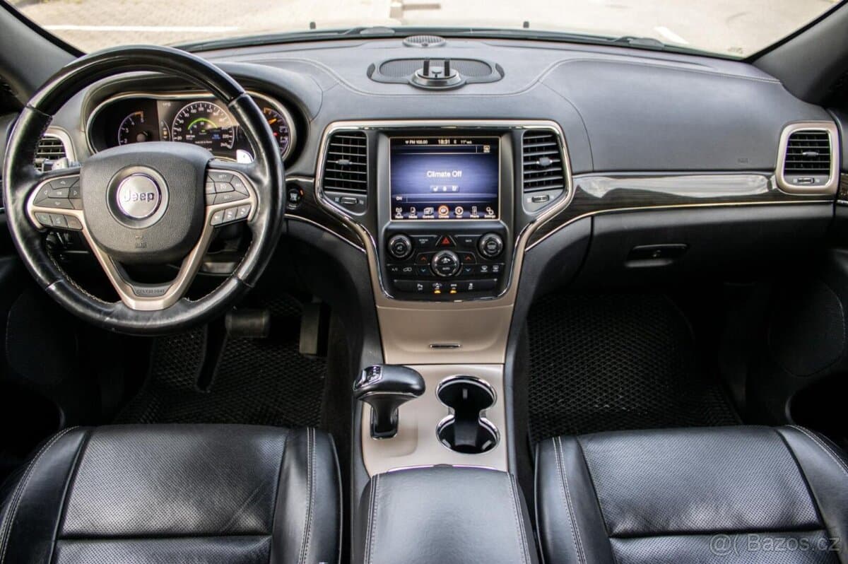 2015 Jeep CHEROKEE - 19