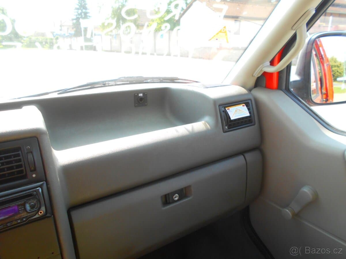 2001 Volkswagen TRANSPORTER - 19