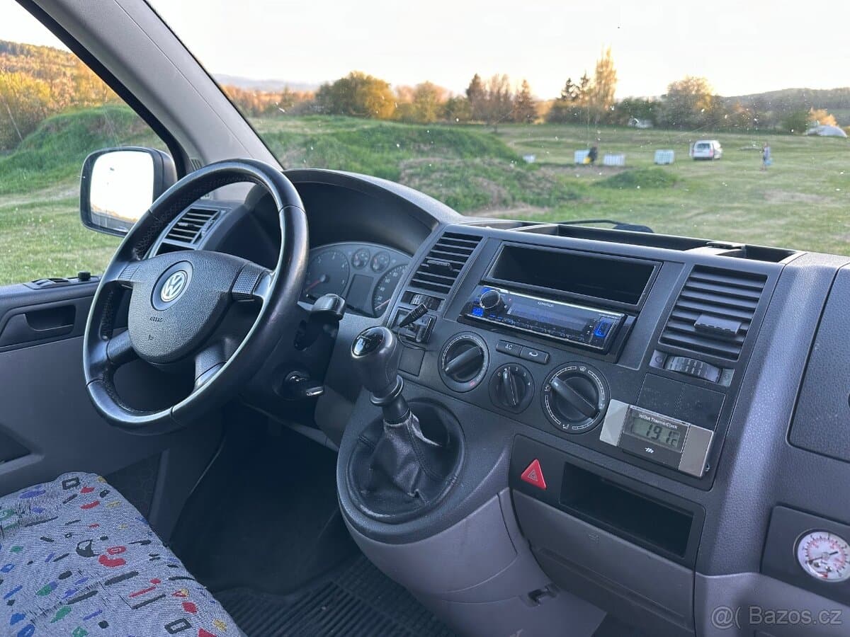 2004 Volkswagen TRANSPORTER - 19