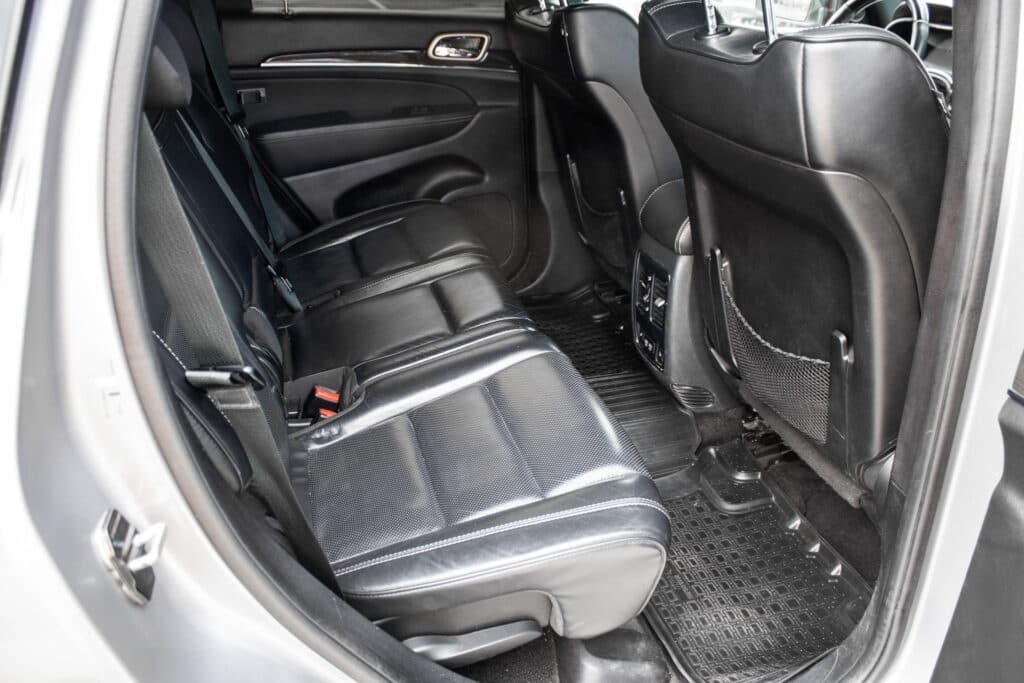 2015 Jeep CHEROKEE - 19