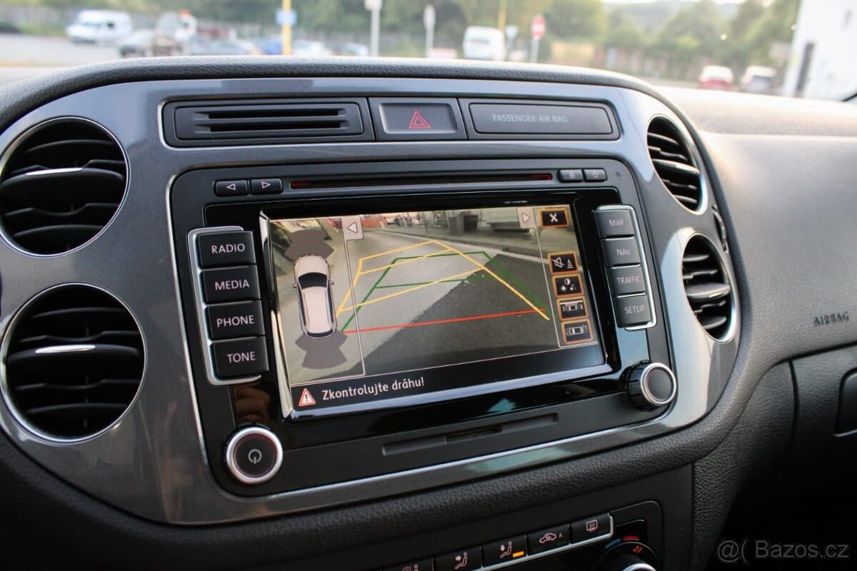 2012 Volkswagen TIGUAN - 19