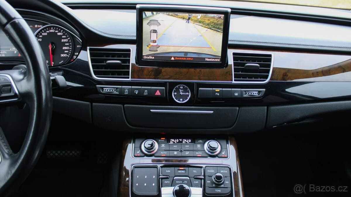 2016 Audi A8 - 19