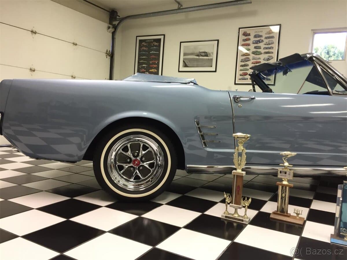 1966 Ford MUSTANG - 19