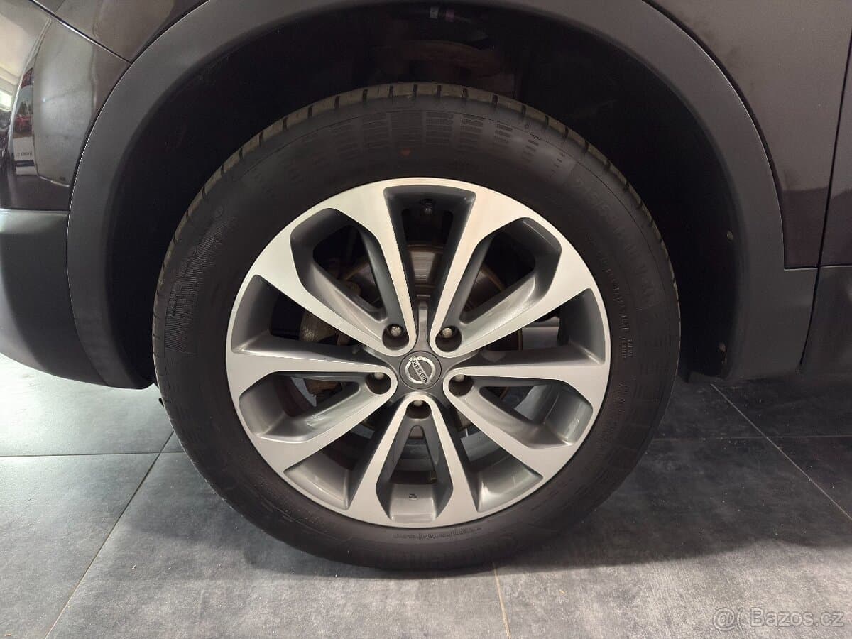 Nissan QASHQAI - 19