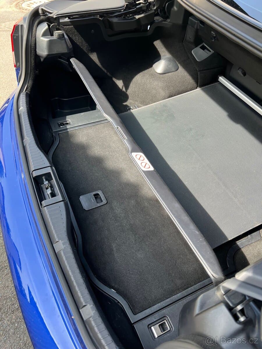 2010 Lexus IS - 19