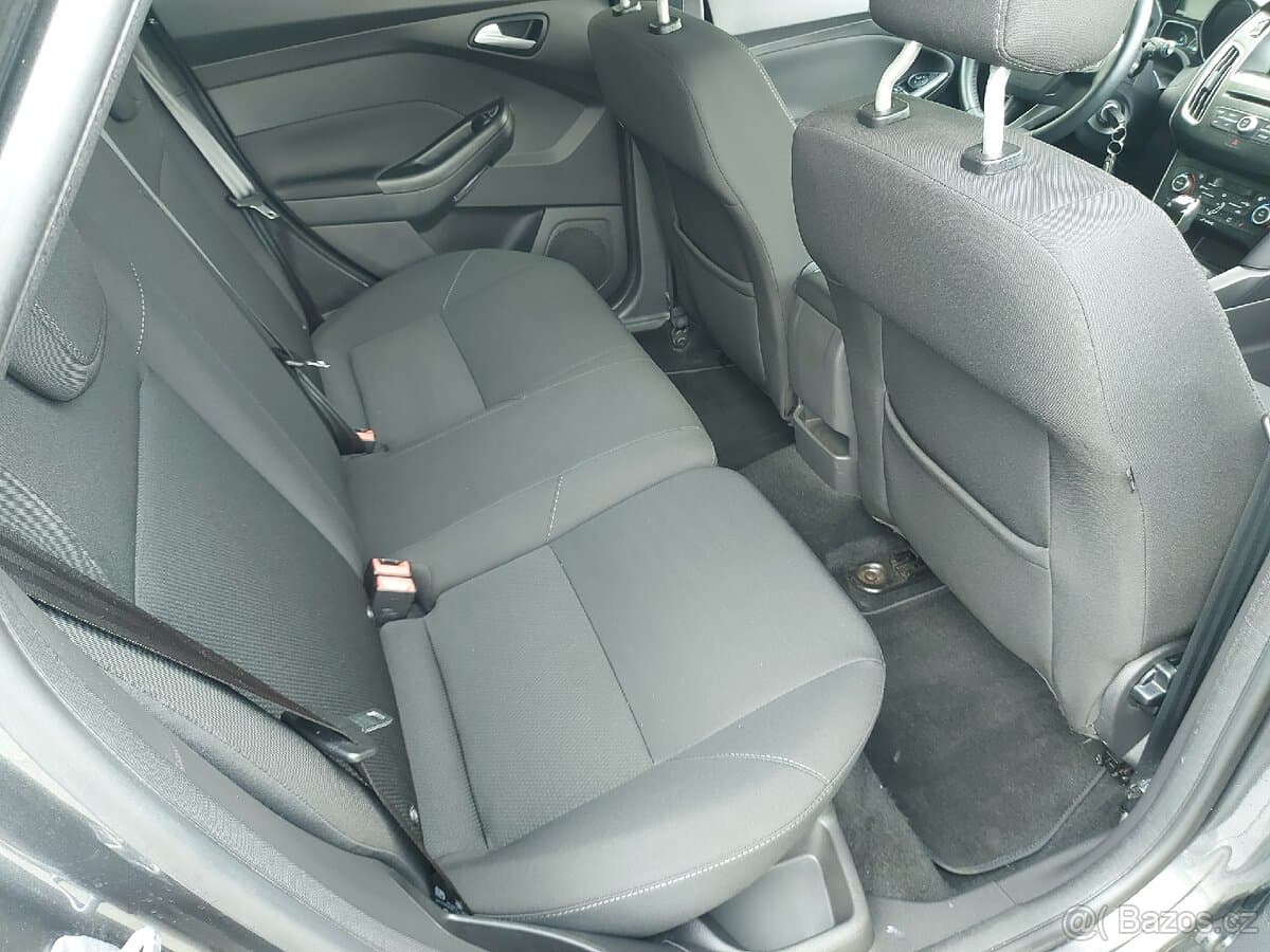 2015 Ford FOCUS - 19