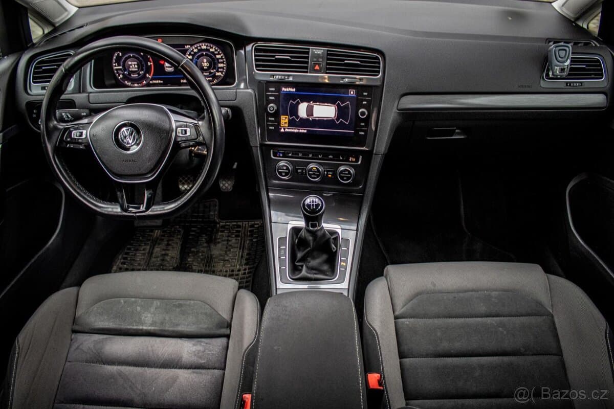 2019 Volkswagen GOLF - 19