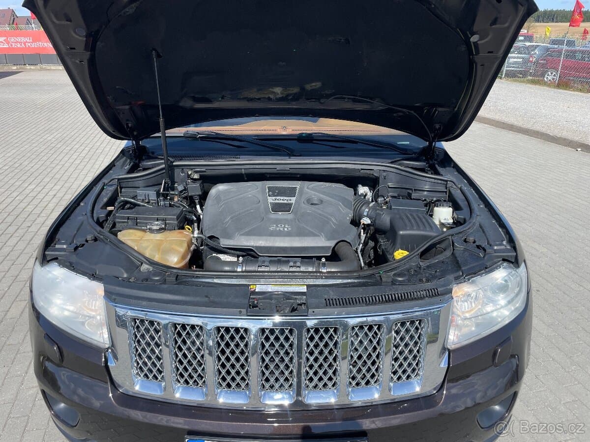 2013 Jeep CHEROKEE - 19