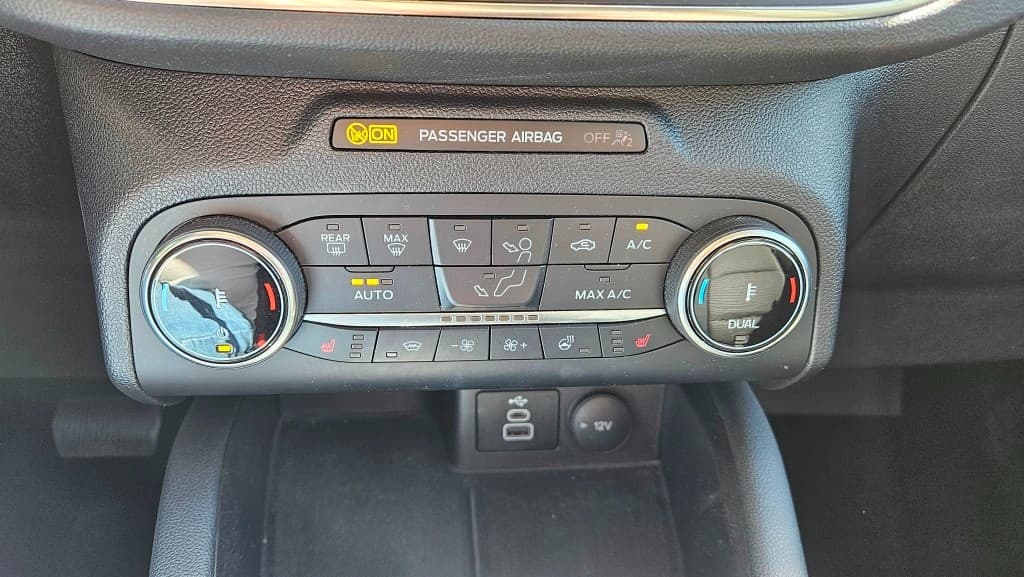 2023 Ford KUGA - 19