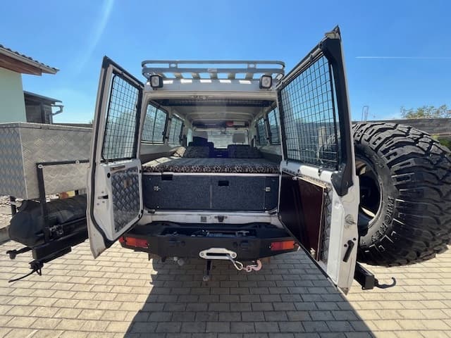 1999 Toyota LAND CRUISER - 19
