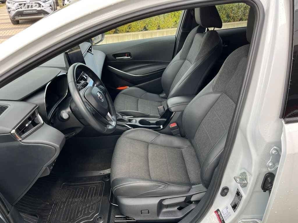 2023 Toyota COROLLA - 19