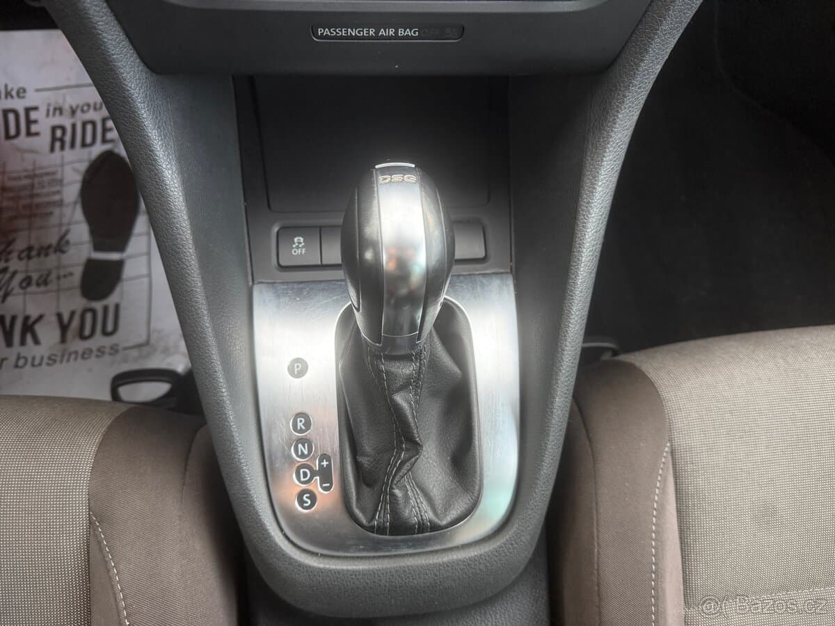 2012 Volkswagen GOLF - 19
