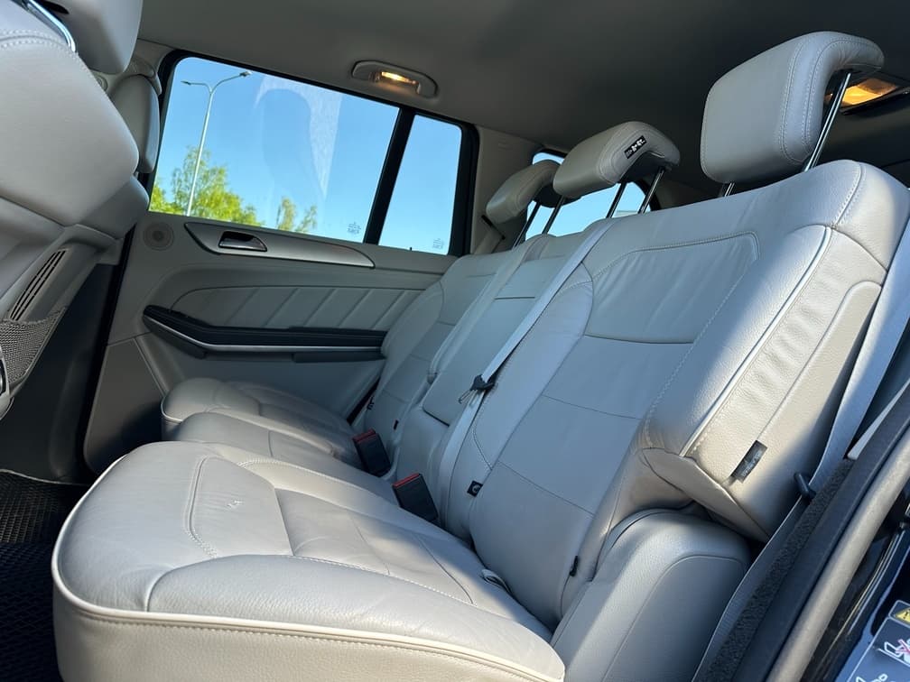 2013 Mercedes-Benz GL - 19