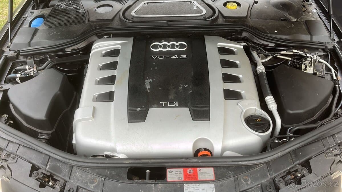 2005 Audi A8 - 19