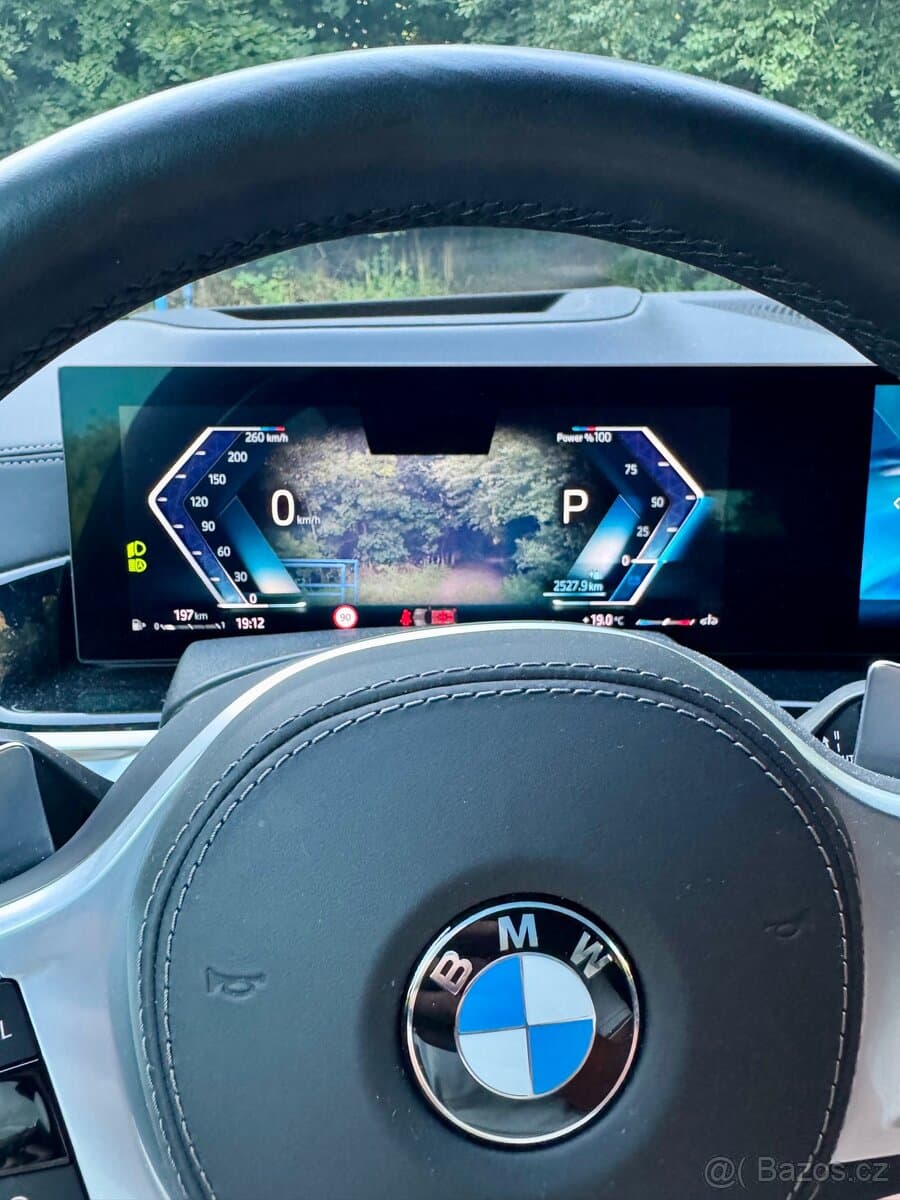 2023 BMW X7 - 19