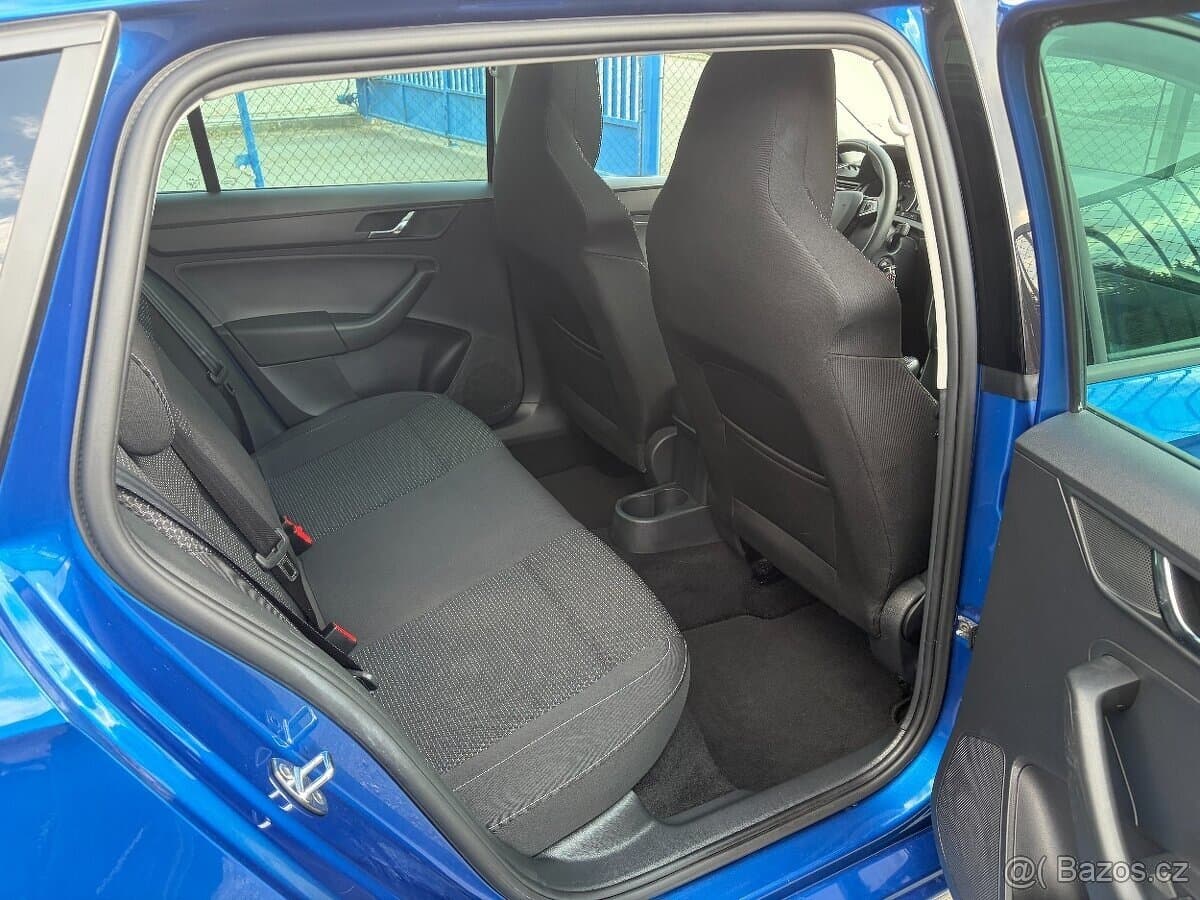 2015 Škoda RAPID - 19