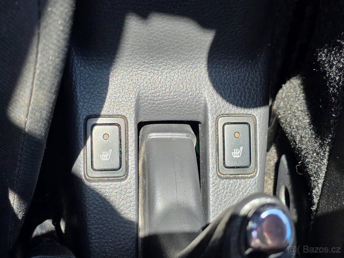 2012 Suzuki SWIFT - 19