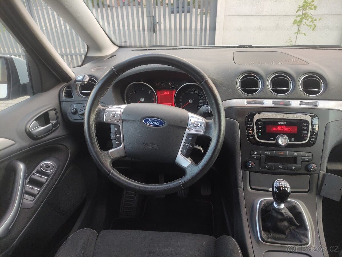 Ford S-MAX - 19