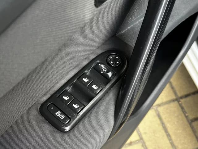 2014 Peugeot 508 - 19
