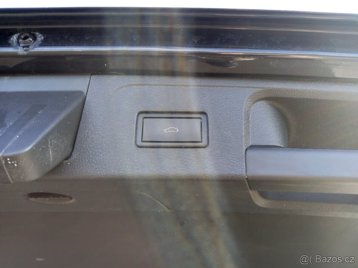 2020 Volkswagen PASSAT - 19