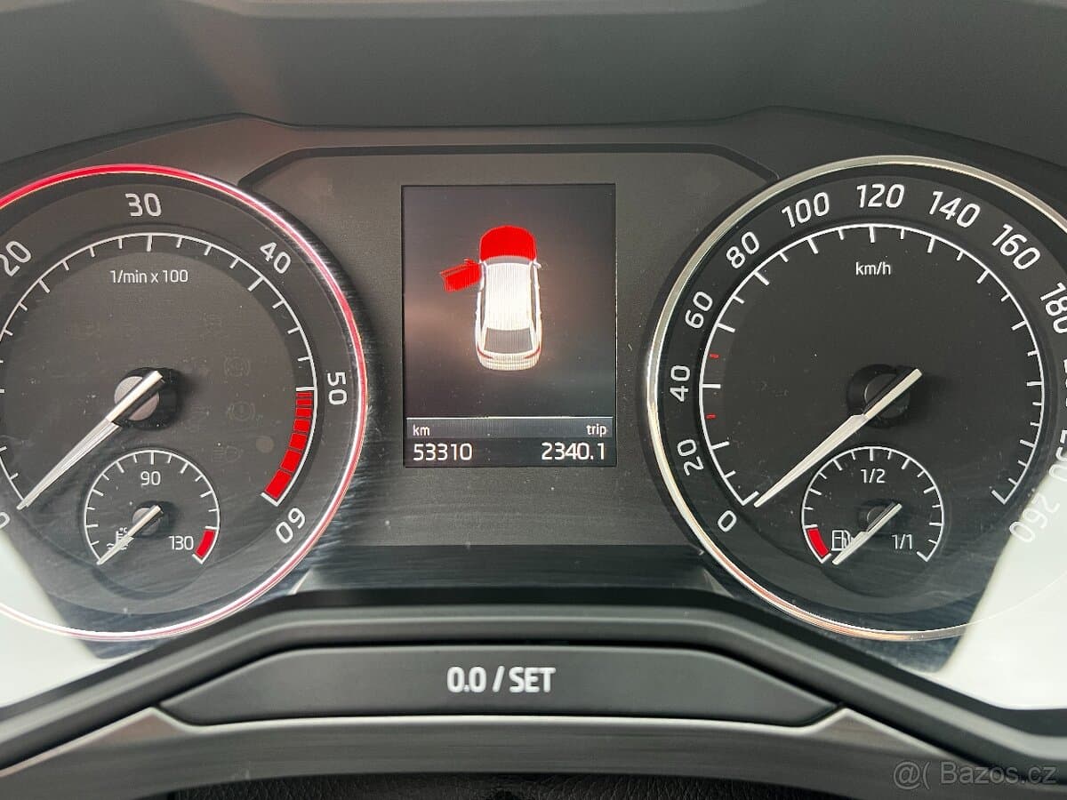 2017 Škoda SUPERB - 19