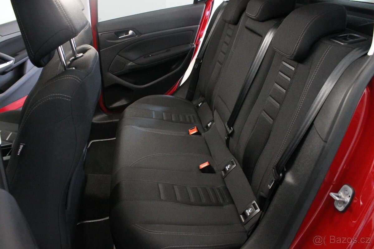 2014 Peugeot 308 - 19