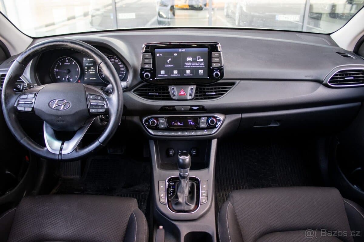 2019 Hyundai i30 - 19