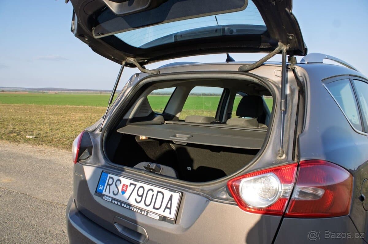 2012 Ford KUGA - 19