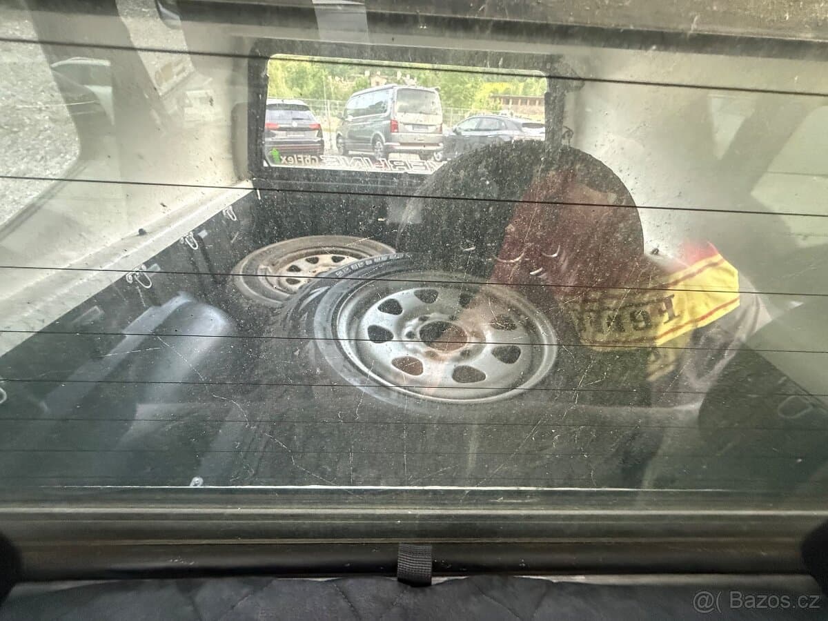 2005 Nissan NAVARA - 19