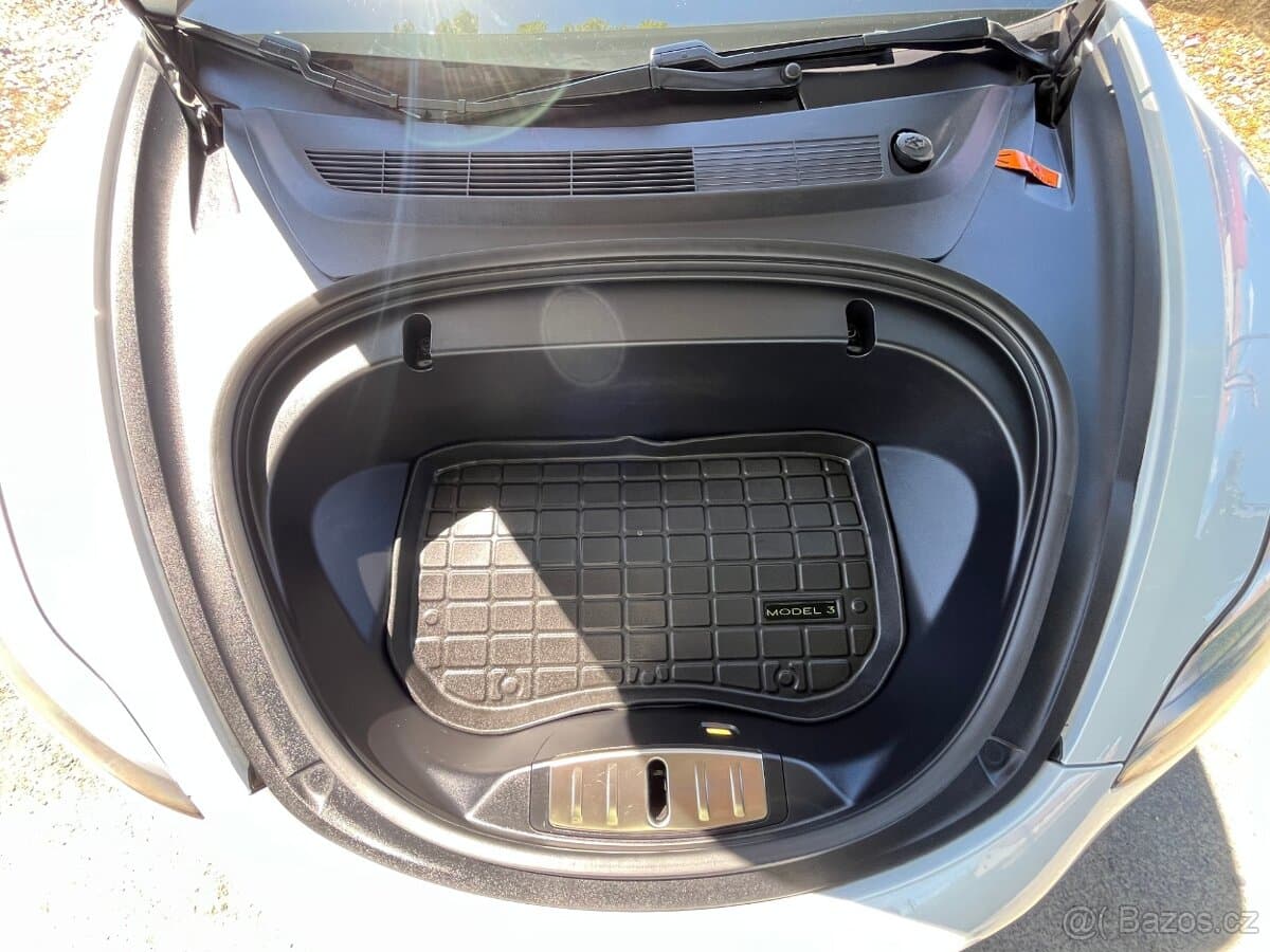 2020 Tesla MODEL 3 - 19