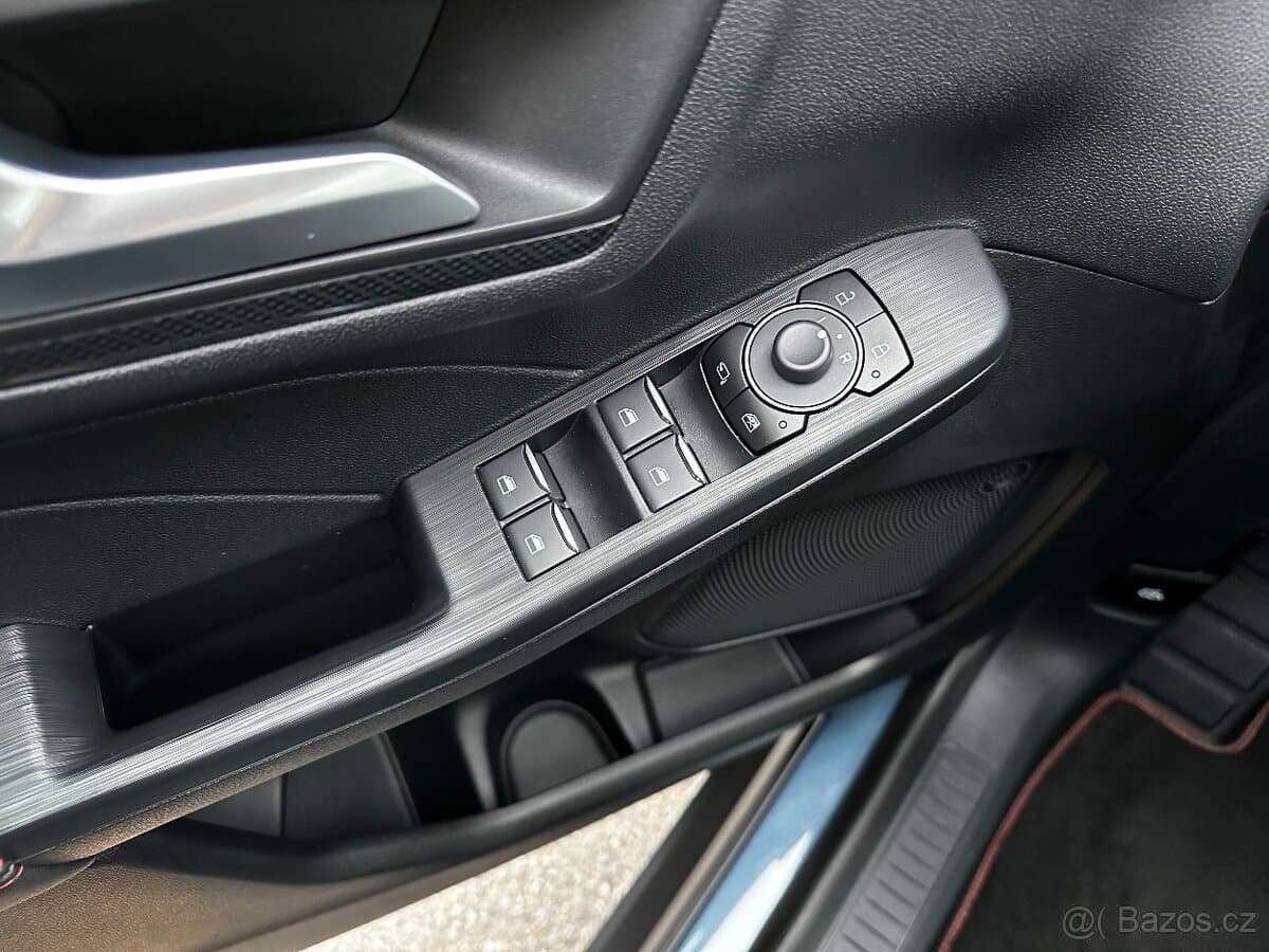 2023 Ford KUGA - 19