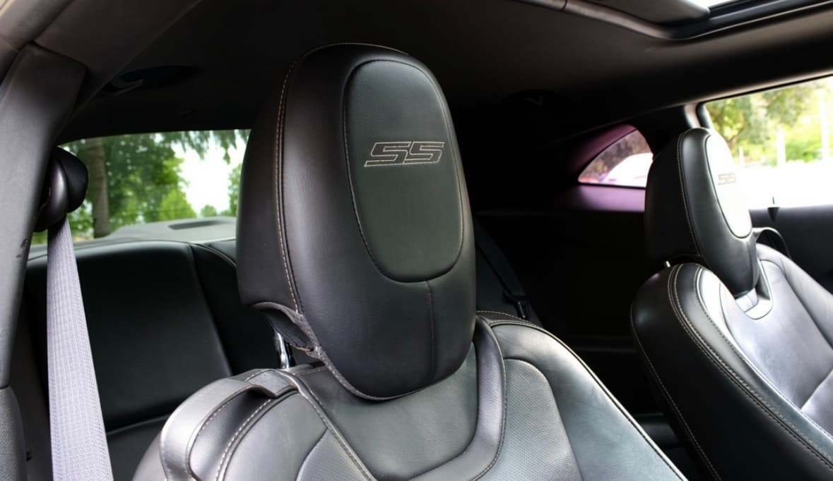 2010 Chevrolet CAMARO - 19