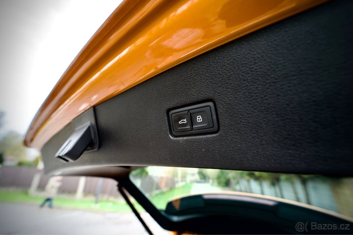 2019 Audi Q8 - 19